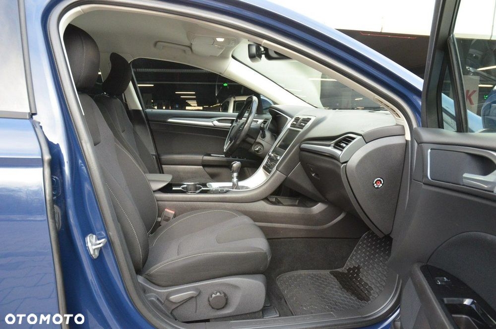Ford Mondeo 2.0 EcoBlue Titanium - 23