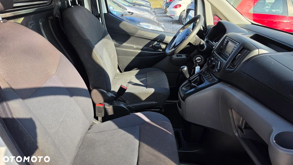 Nissan NV200 - 12