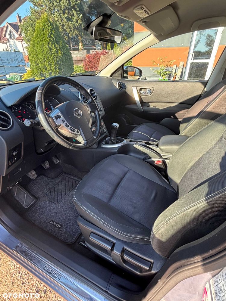 Nissan Qashqai - 4