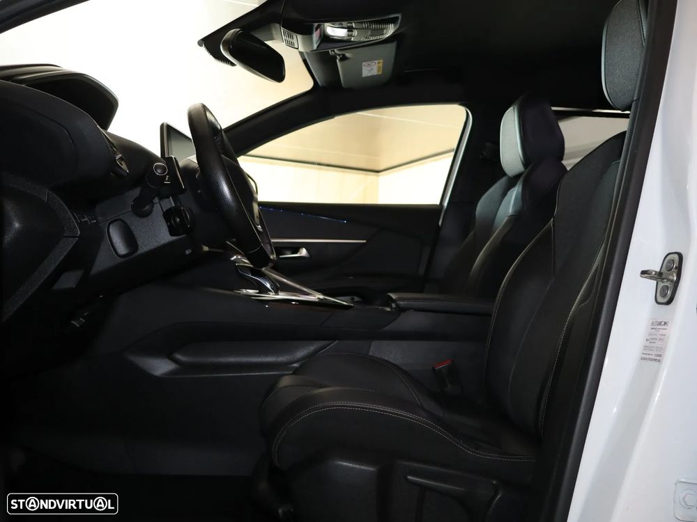 Peugeot 5008 1.2 PureTech GT Line EAT8 - 19