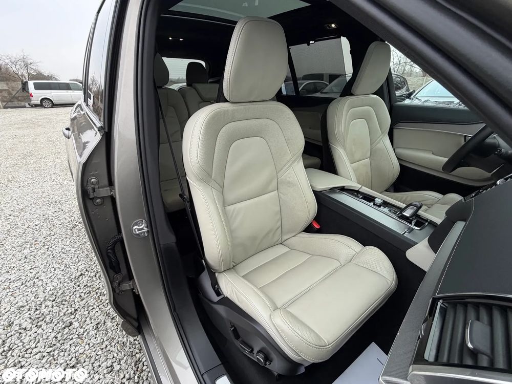 Volvo XC 90 T8 AWD Recharge Ultimate Dark - 34