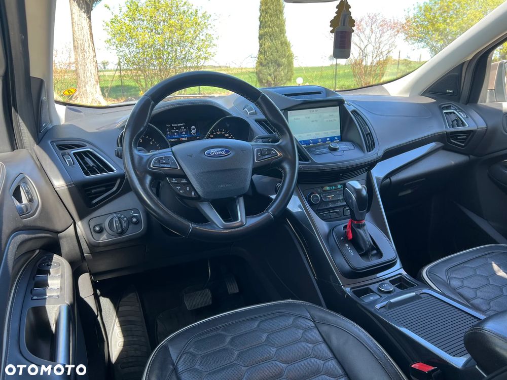 Ford Kuga 2.0 TDCi 4x4 Vignale - 29