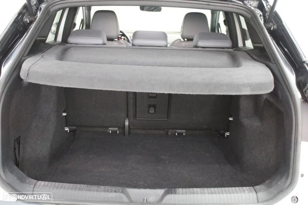 VW ID.4 77 kWh Pro Performance 1st - 8