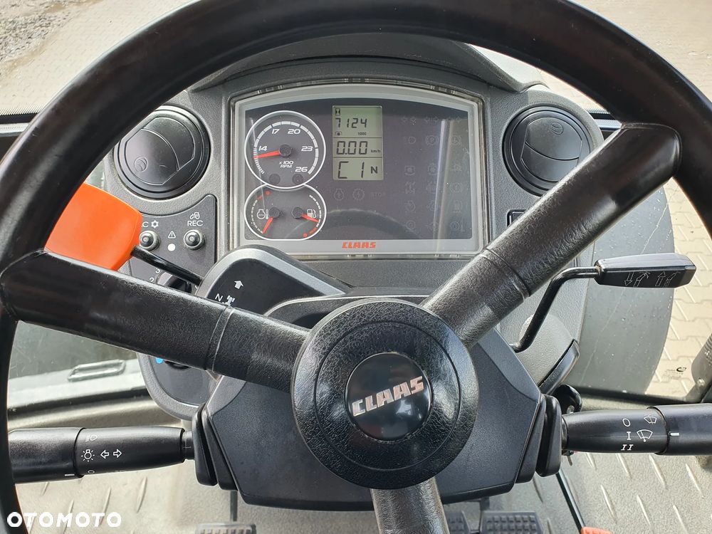 Claas Arion 410 - 12