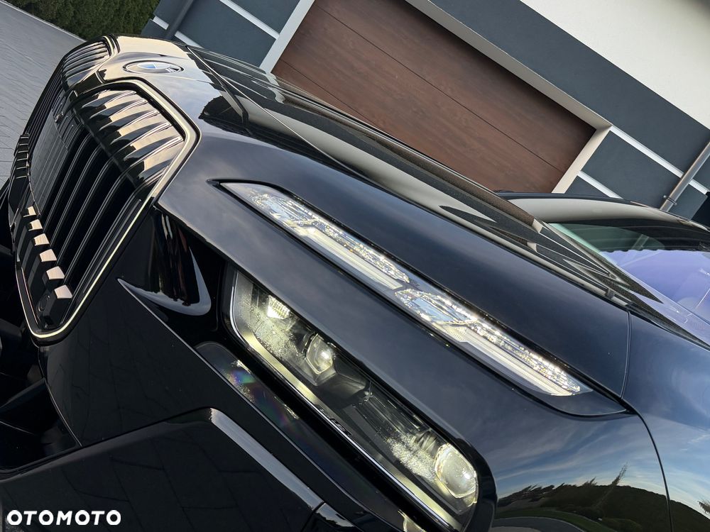BMW Seria 7 740d xDrive - 24
