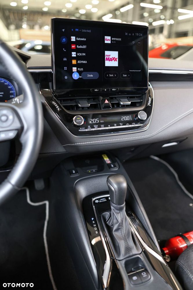 Toyota Corolla 1.8 Hybrid Comfort - 20