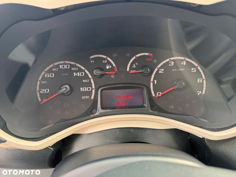 Ford KA 1.2 Concept+ - 22