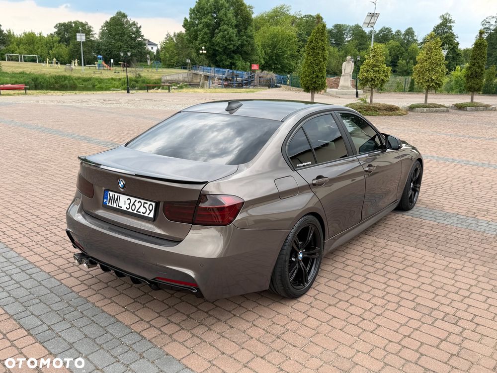BMW Seria 3 318d Blue Performance Sport Line - 27