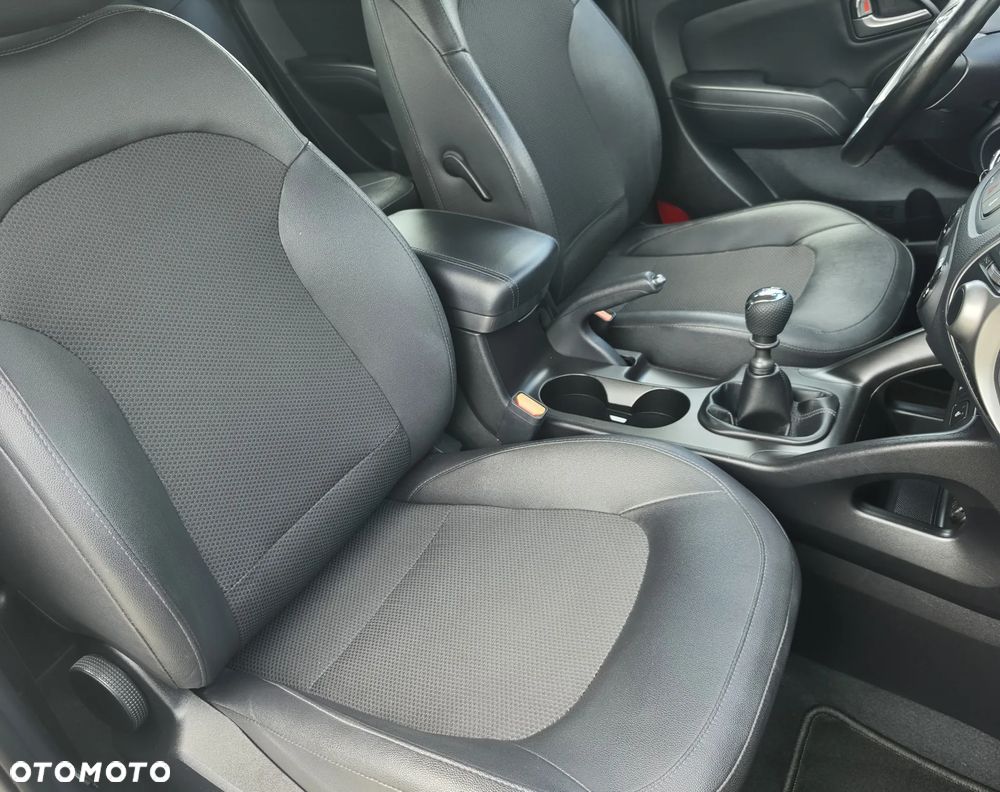 Hyundai ix35 1.7 CRDi Comfort 2WD - 33