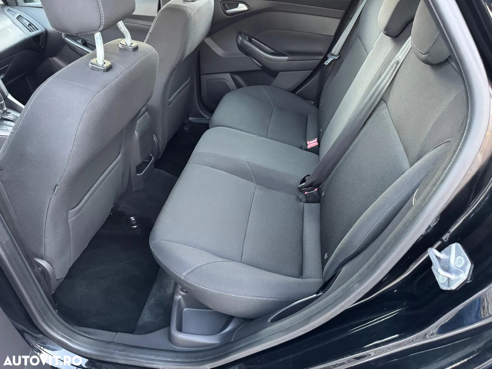 Ford Focus 1.5 EcoBlue Start-Stopp-System Aut. ACTIVE - 11