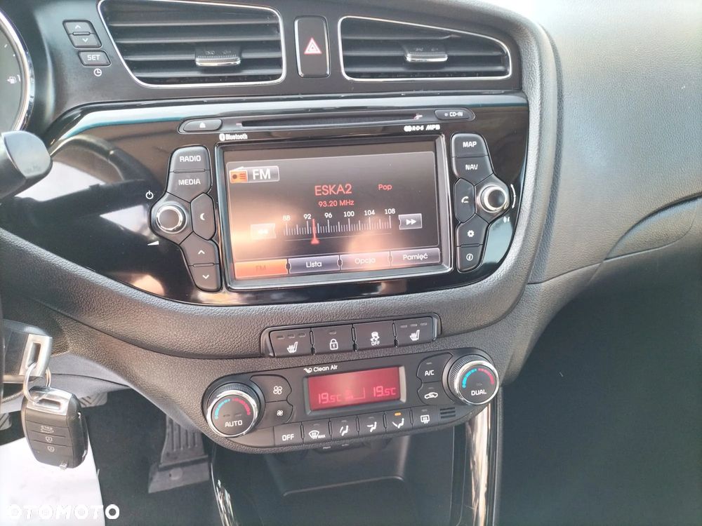 Kia Ceed 1.6 CRDi 128 Platinum Edition - 21