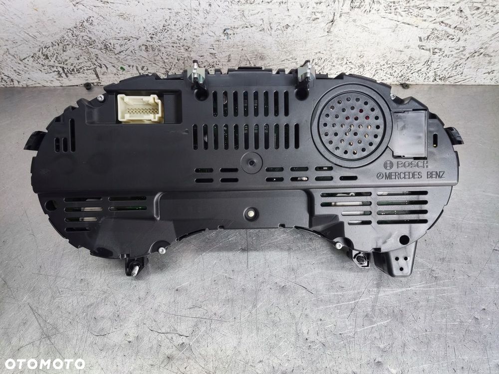 MERCEDES A KLASA W176 ZEGARY LICZNIK TDCI A1769009401 UK - 10