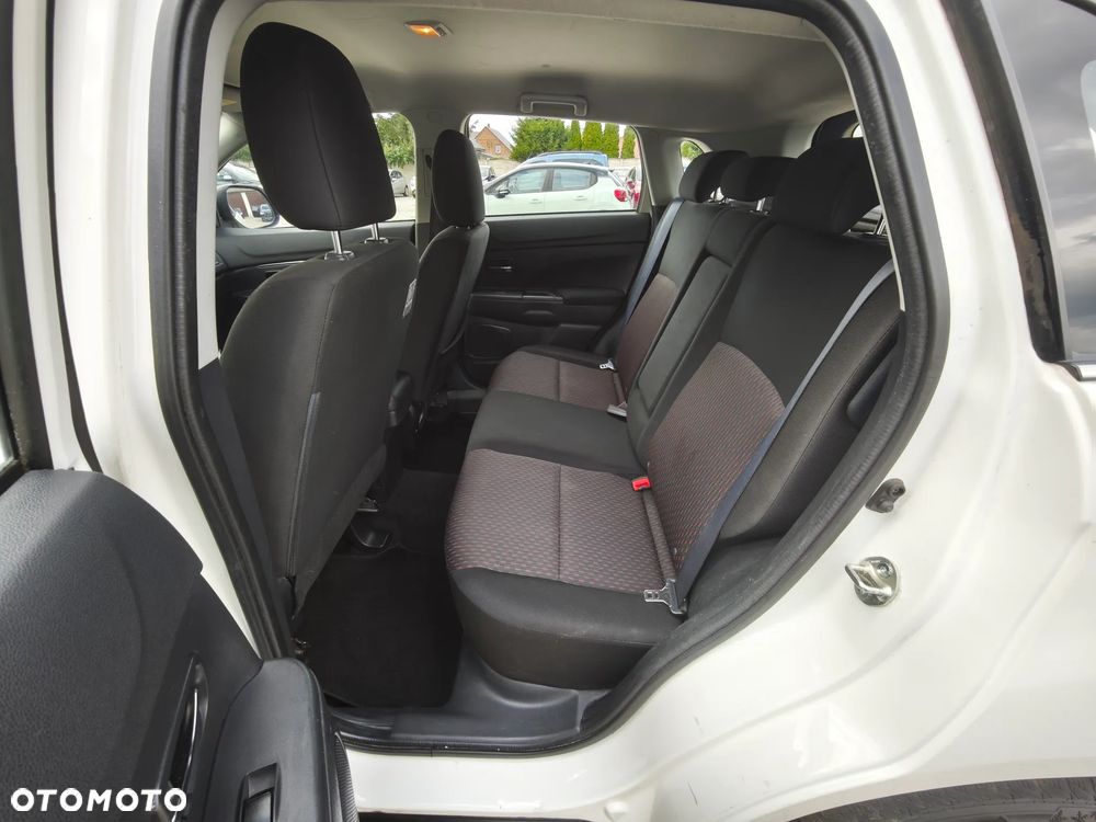 Mitsubishi ASX 1.6 Intense Plus Navi - 16