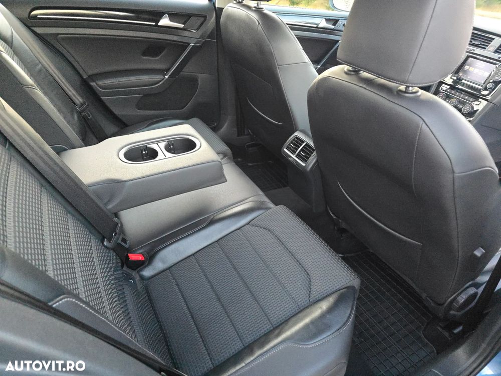 Volkswagen Golf 1.4 TSI ACT BlueMotion Technology DSG Highline - 9