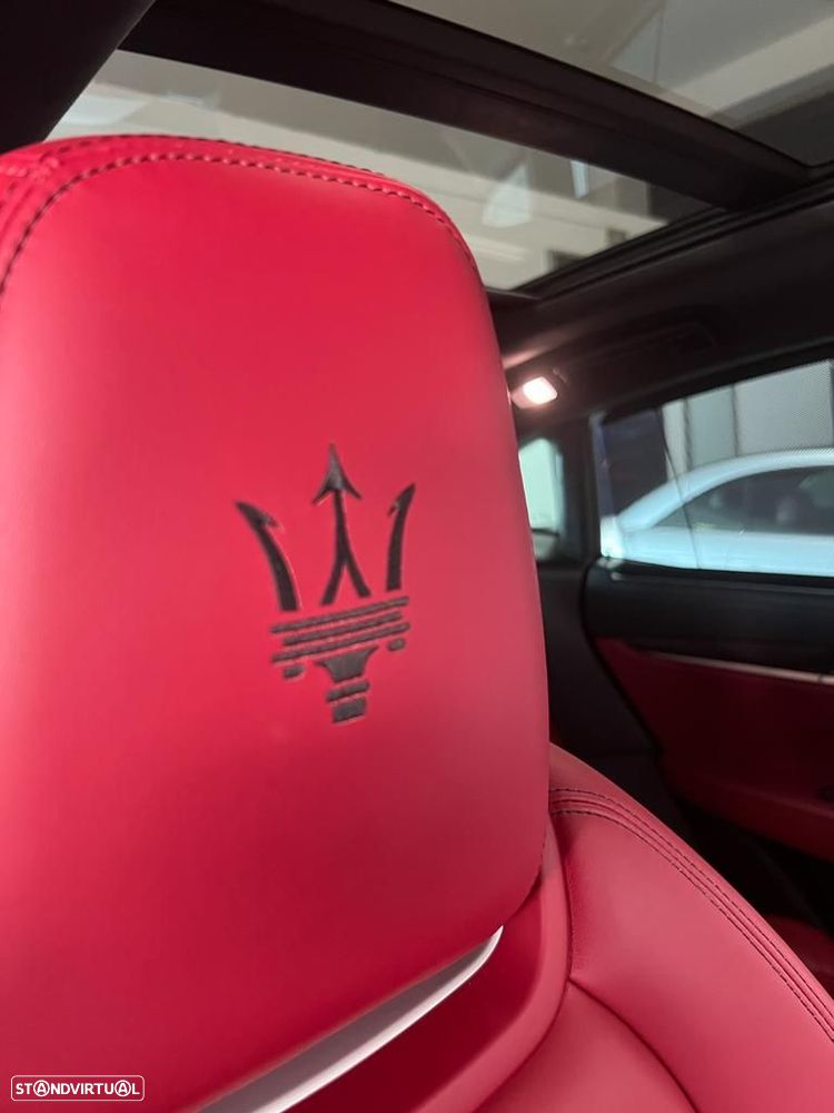 Maserati Levante - 12