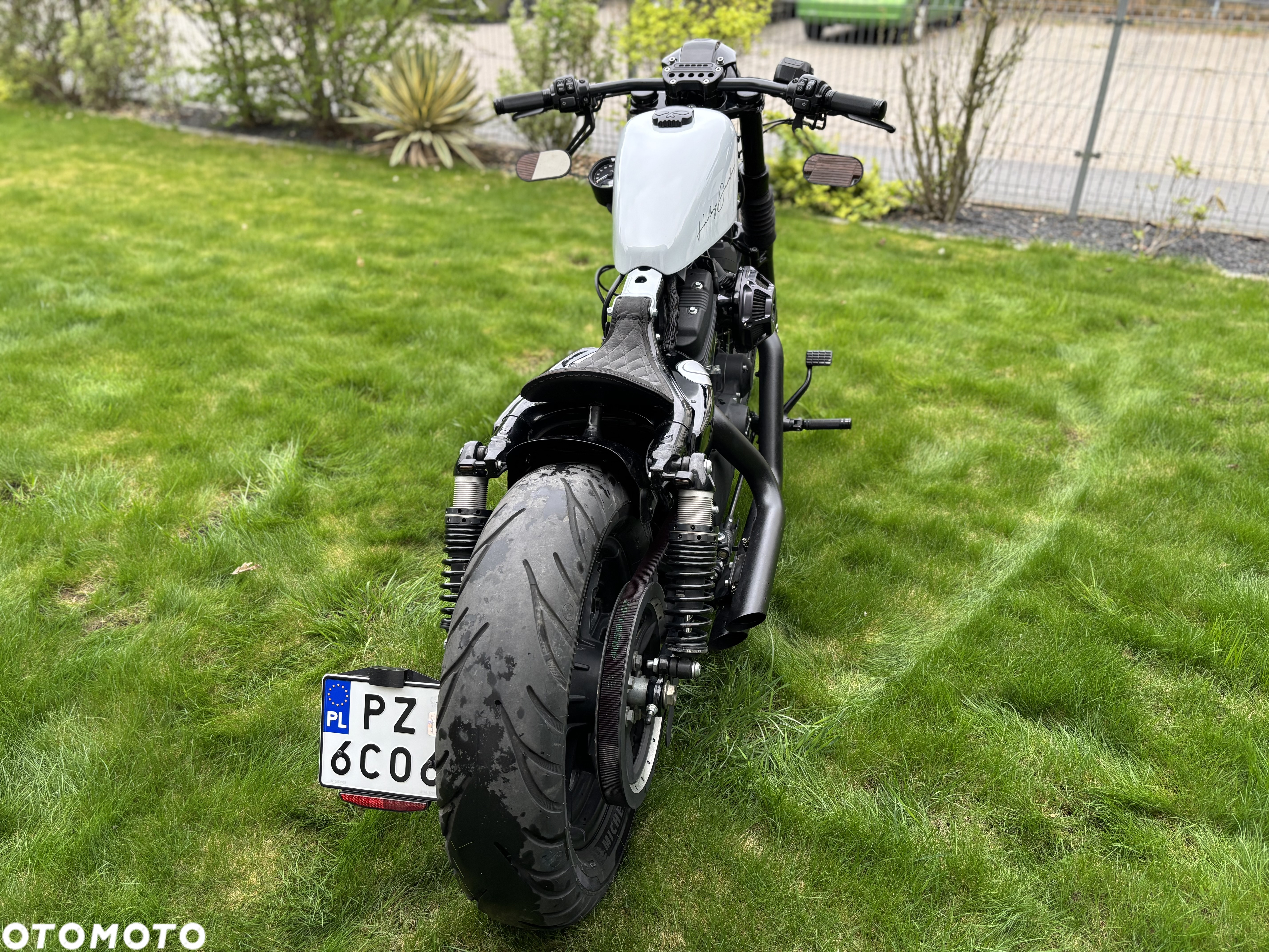 Harley-Davidson Sportster Iron 1200 - 11