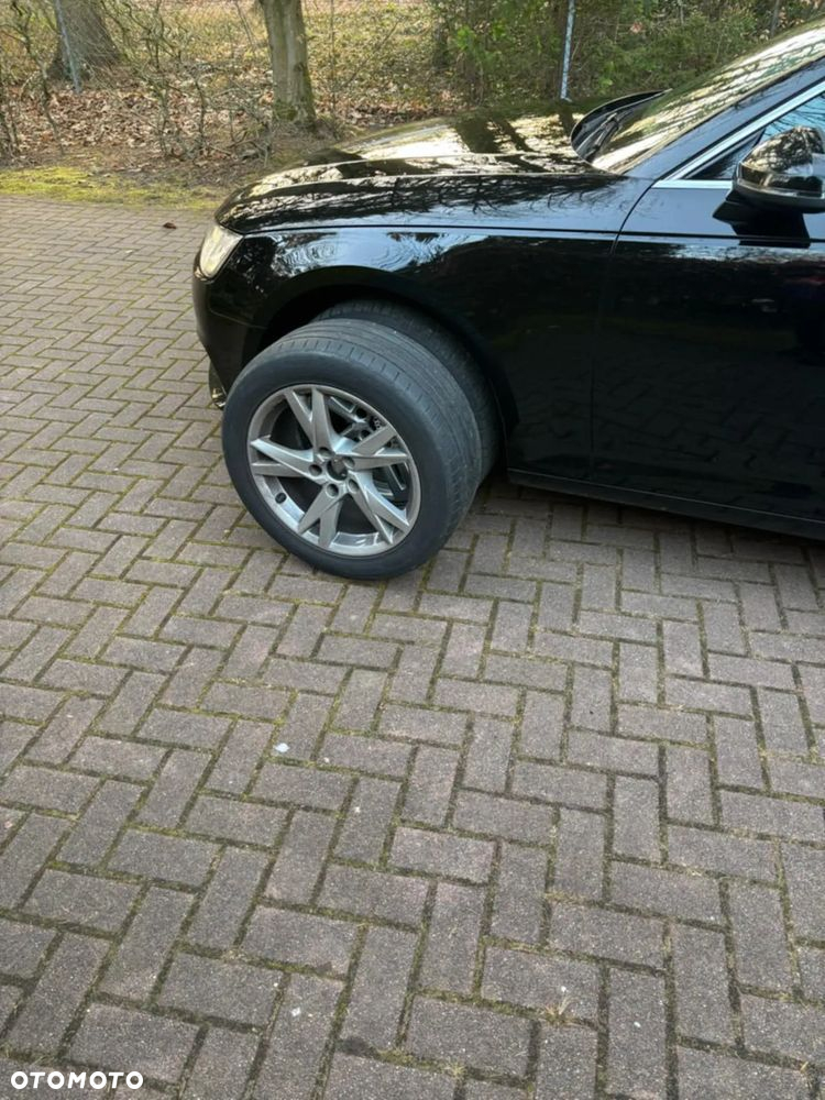 Audi A4 Avant 2.0 TDI S tronic - 9