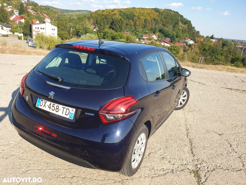 Peugeot 208 e-HDi 115 Stop&Start Allure - 10