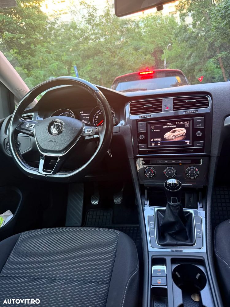 Volkswagen Golf 1.6 TDI (BlueMotion Technology) Comfortline - 4