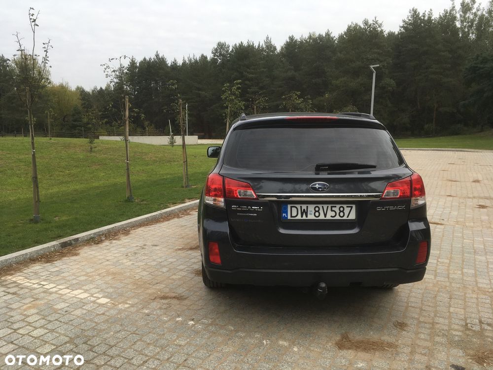 Subaru Outback 2.5i Active - 4