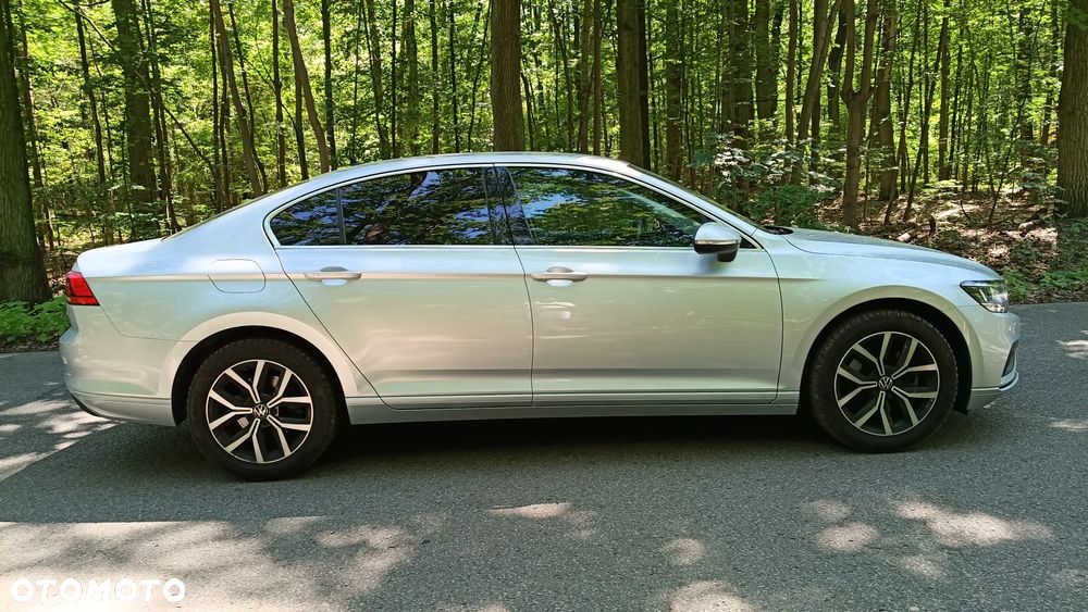 Volkswagen Passat 1.5 TSI EVO Business DSG - 4