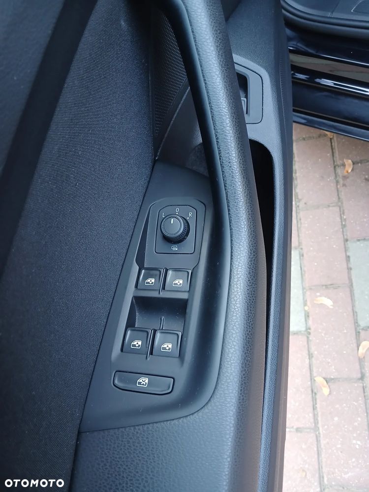 Volkswagen Passat 1.5 TSI EVO Essence DSG - 27
