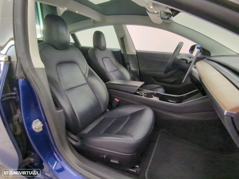 Tesla Model 3 Standard Range Plus RWD - 5
