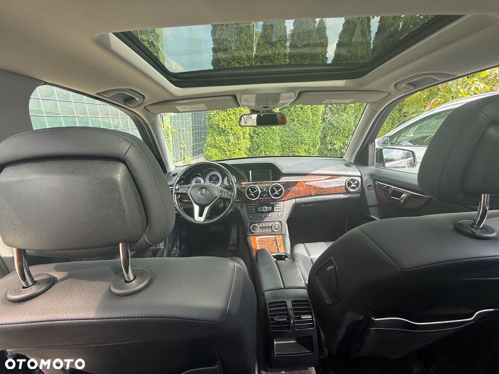 Mercedes-Benz GLK 350 4-Matic - 9