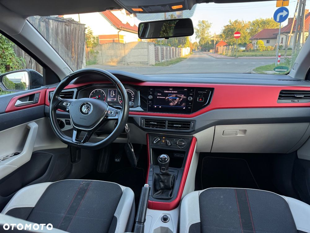 Volkswagen Polo 1.0 TSI Beats - 35