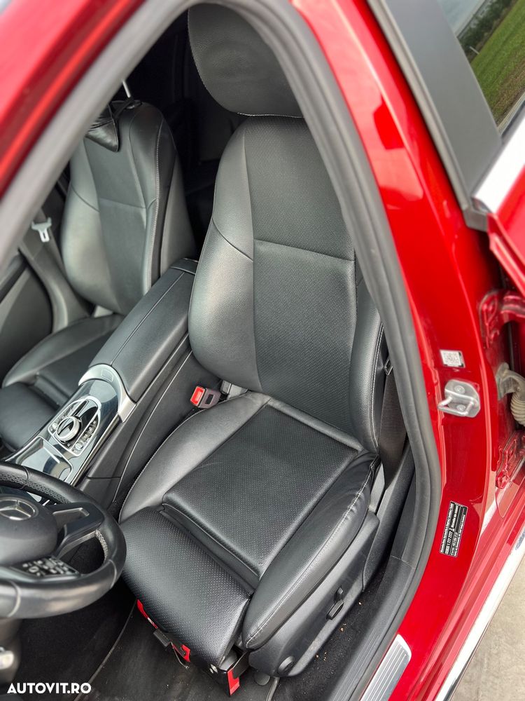 Mercedes-Benz C 220 d 4Matic T 9G-TRONIC - 12