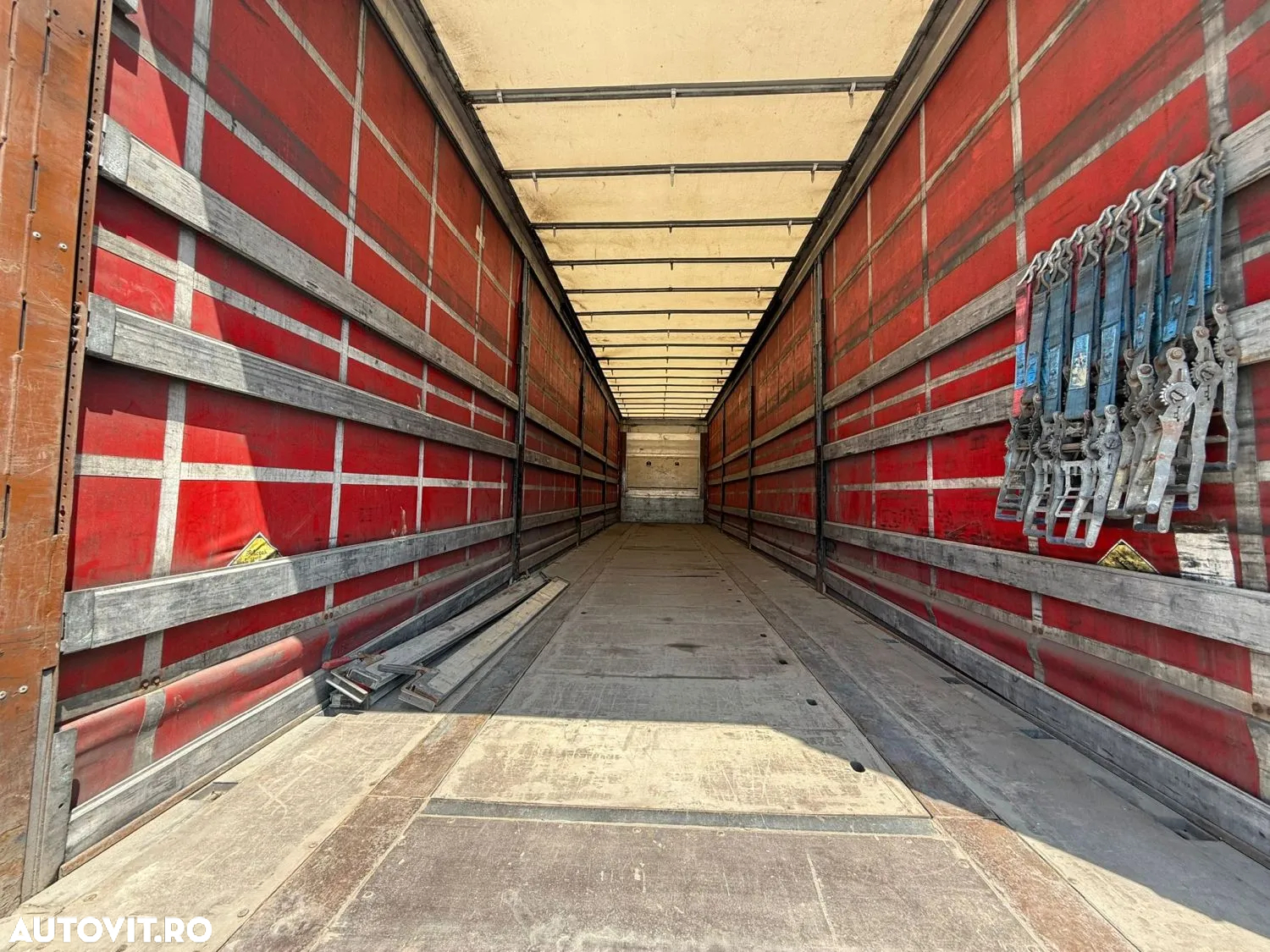 Schmitz Cargobull S01 cu coil mulde, stalpi detasabili - 12
