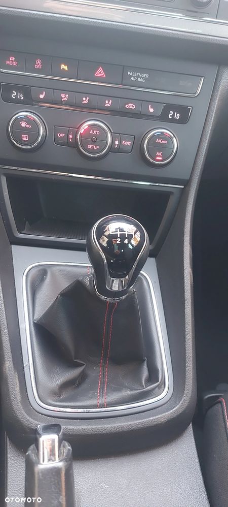 Seat Leon 2.0 TDI DPF FR Black Matt Edition - 30