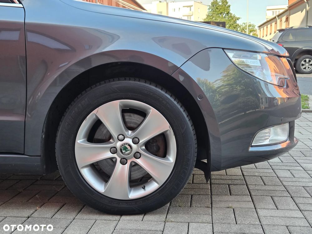 Skoda Superb 1.8 TSI DSG Ambition - 15