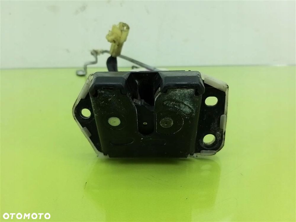 Zamek klapy tylnej Suzuki Ignis II 2003-2010 - 2