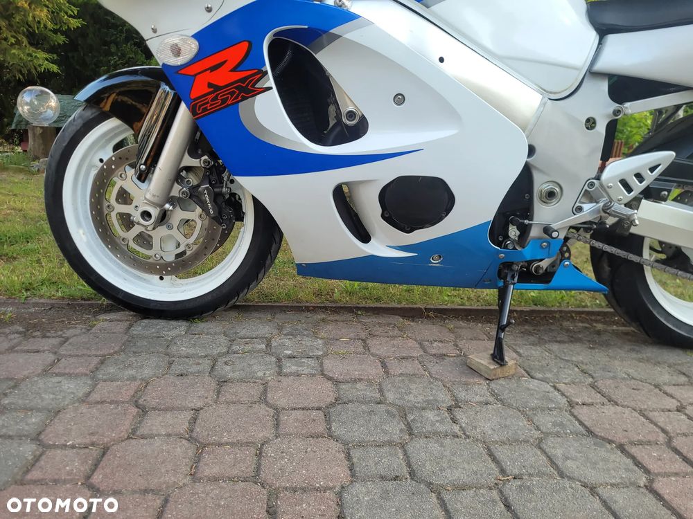 Suzuki GSX-R - 19