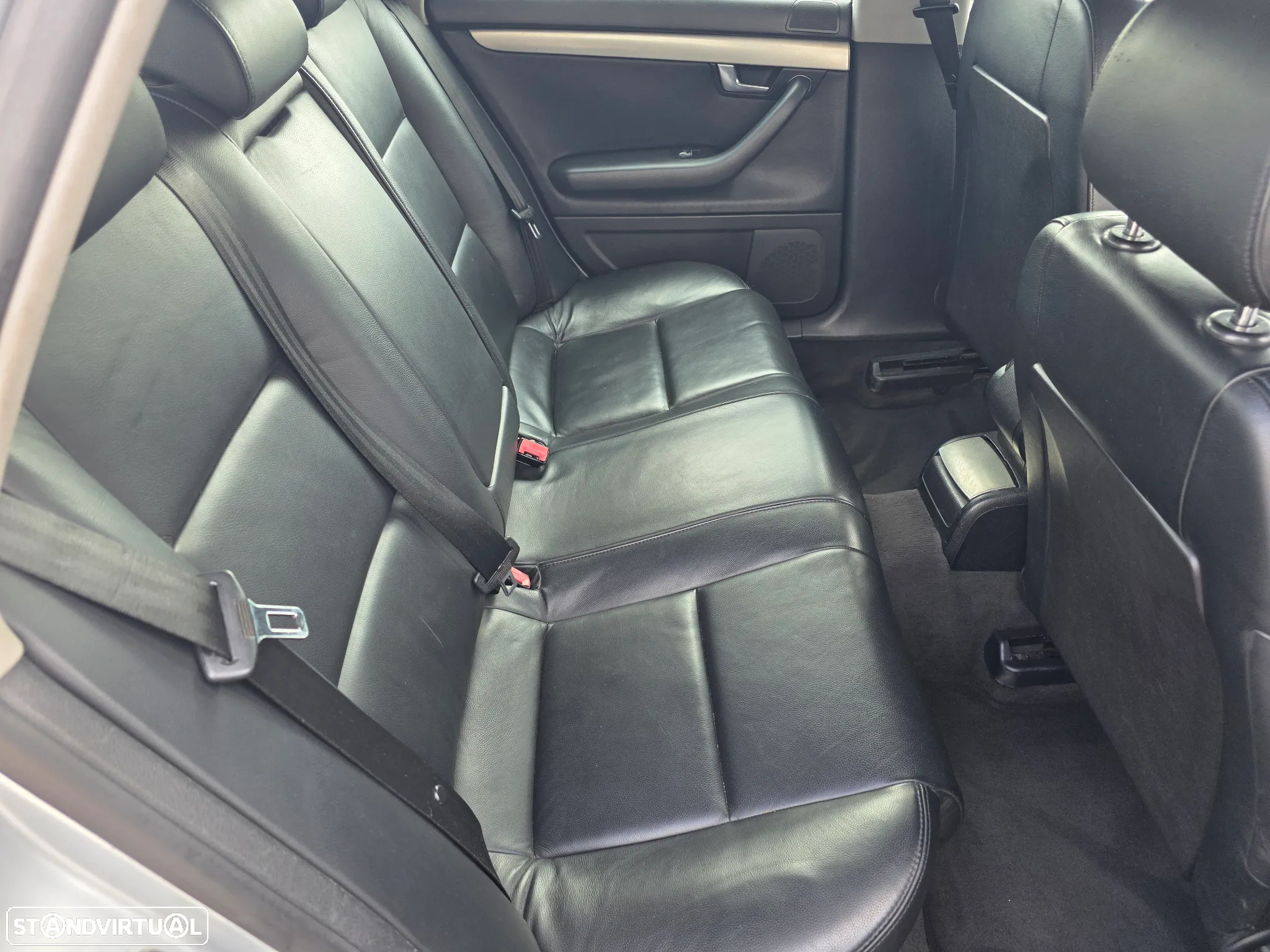 Audi A4 1.9 TDI m5 Sport - 10