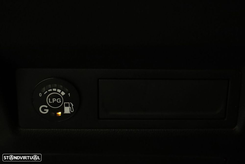 Renault Captur 1.0 TCe Techno Bi-Fuel - 21