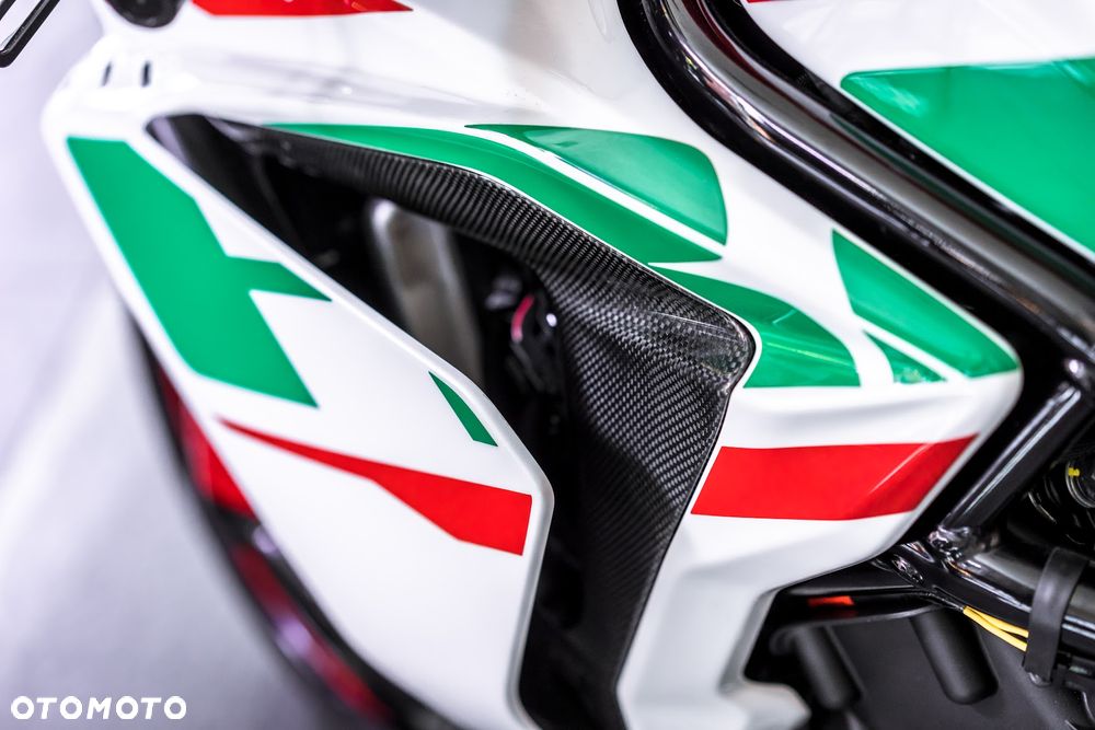 MV AGUSTA F3 - 13