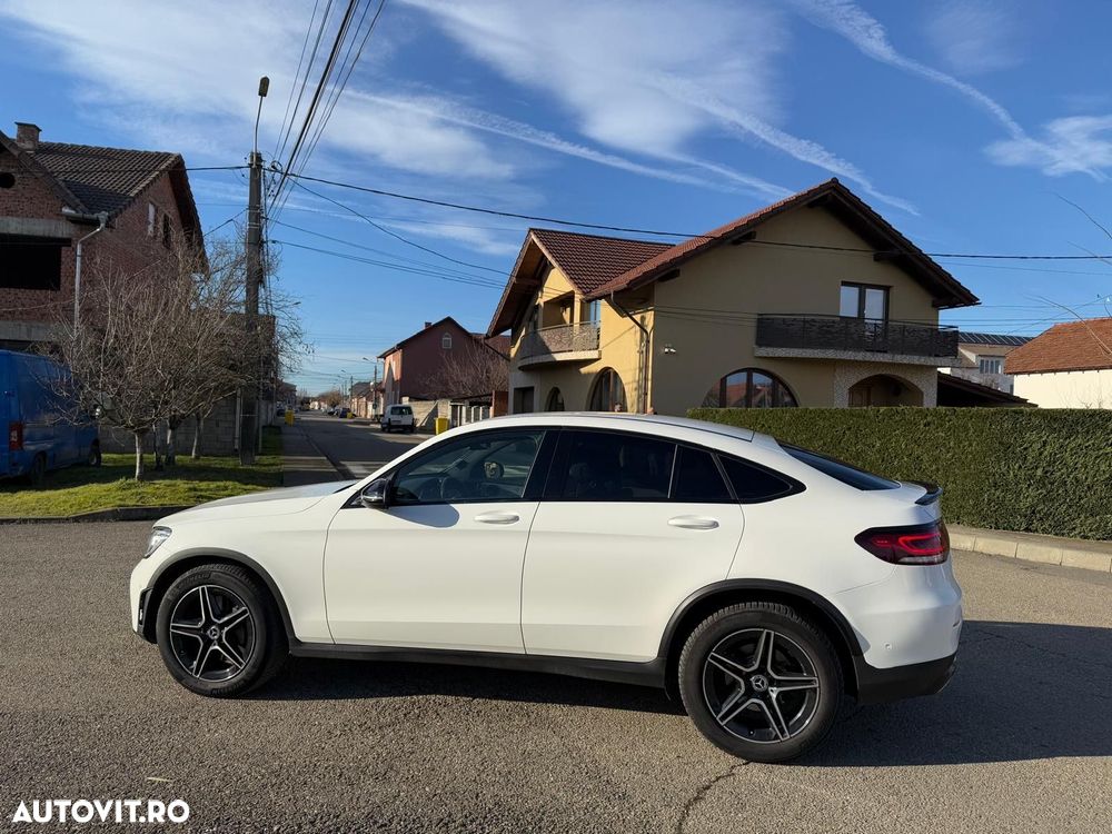 Mercedes-Benz GLC Coupe 300 d 4Matic 9G-TRONIC AMG Line - 13