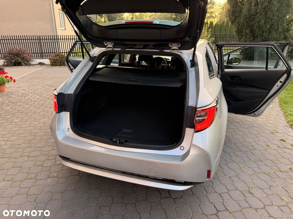 Toyota Corolla 1.8 Hybrid Comfort - 18