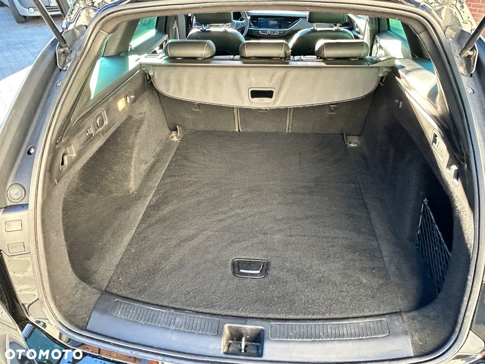 Opel Insignia - 22