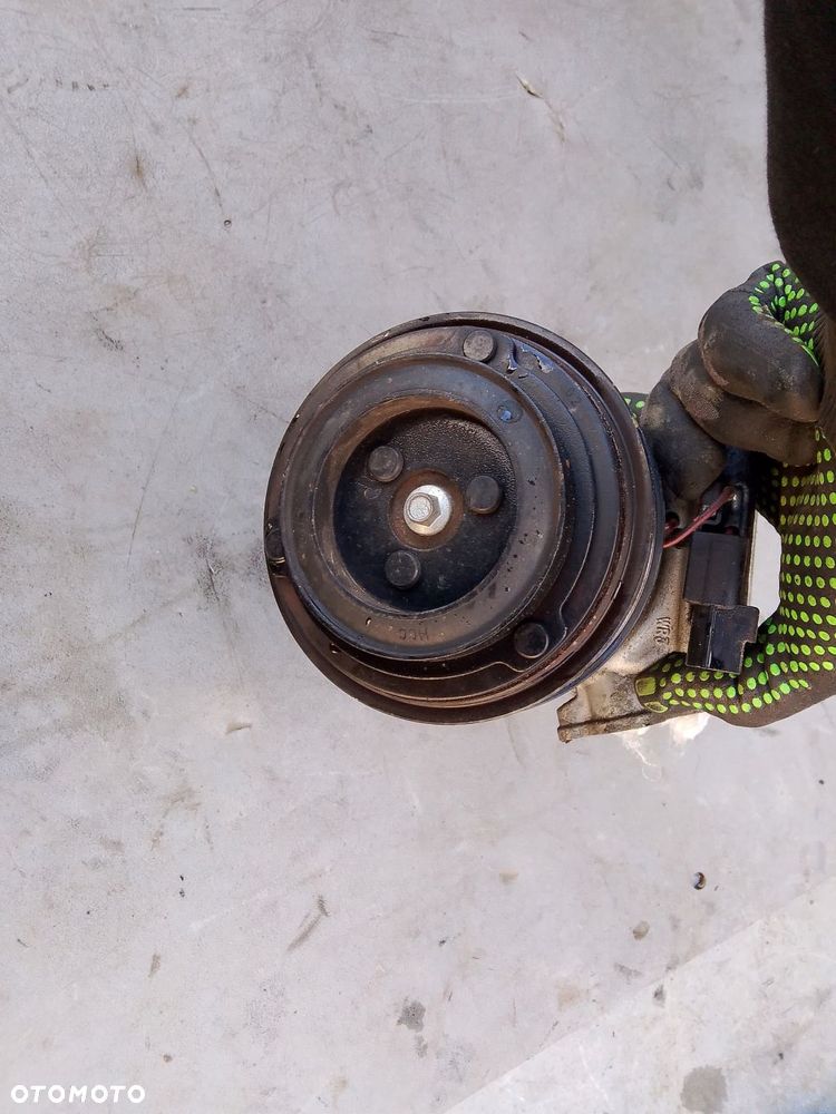 sprężarka klimatyzacji mazda cx5 i lift 2.2 d f500-jubca-07 - 4