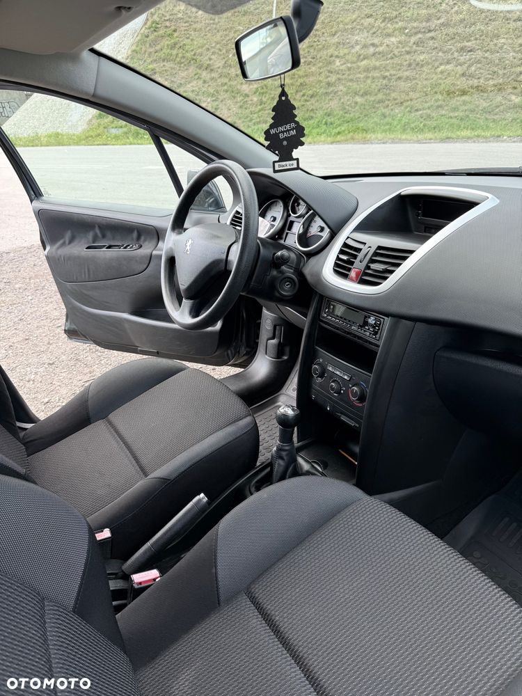 Peugeot 207 75 Tendance - 12