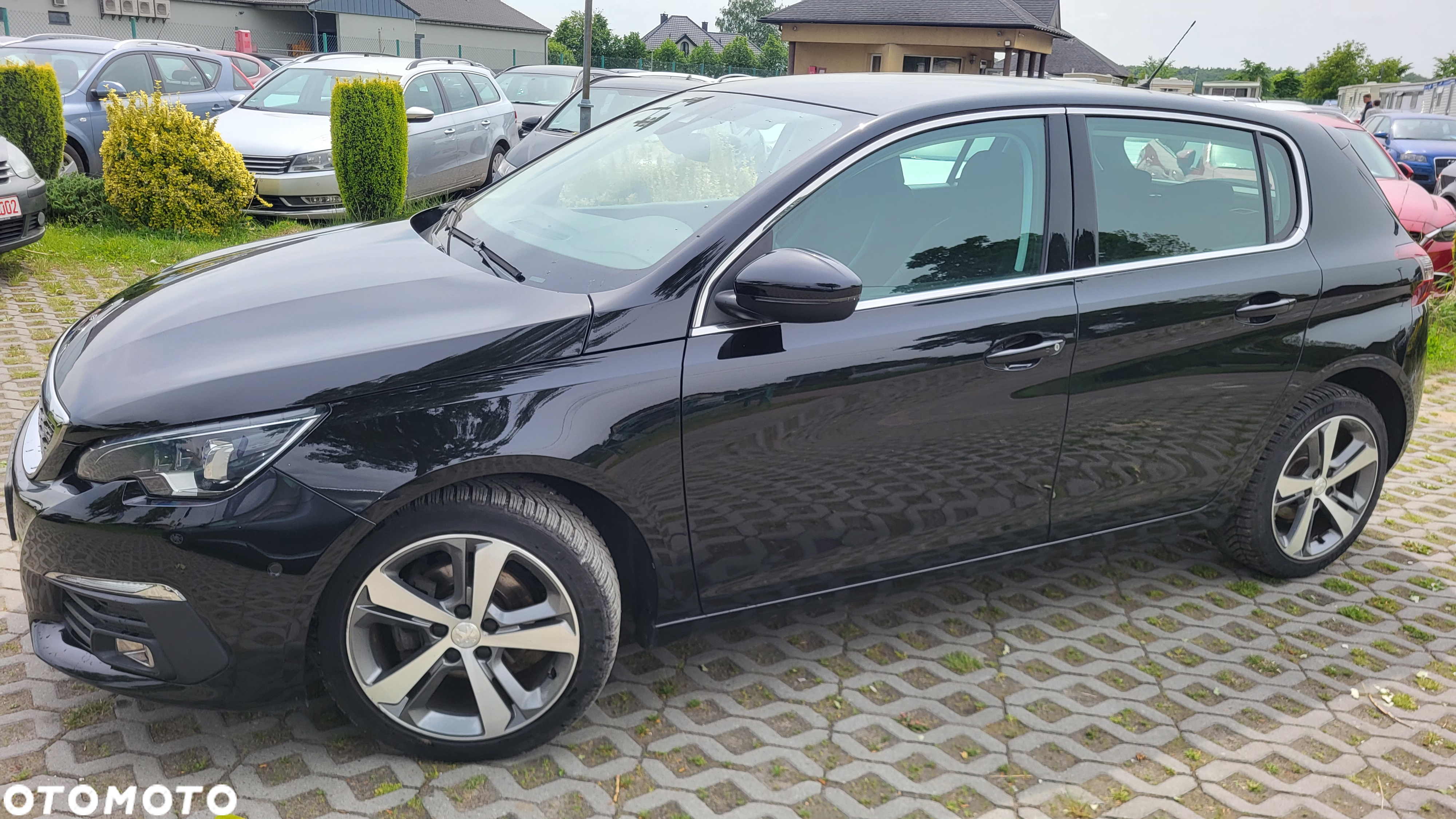 Peugeot 308 BlueHDi FAP 130 Stop & Start Allure - 27