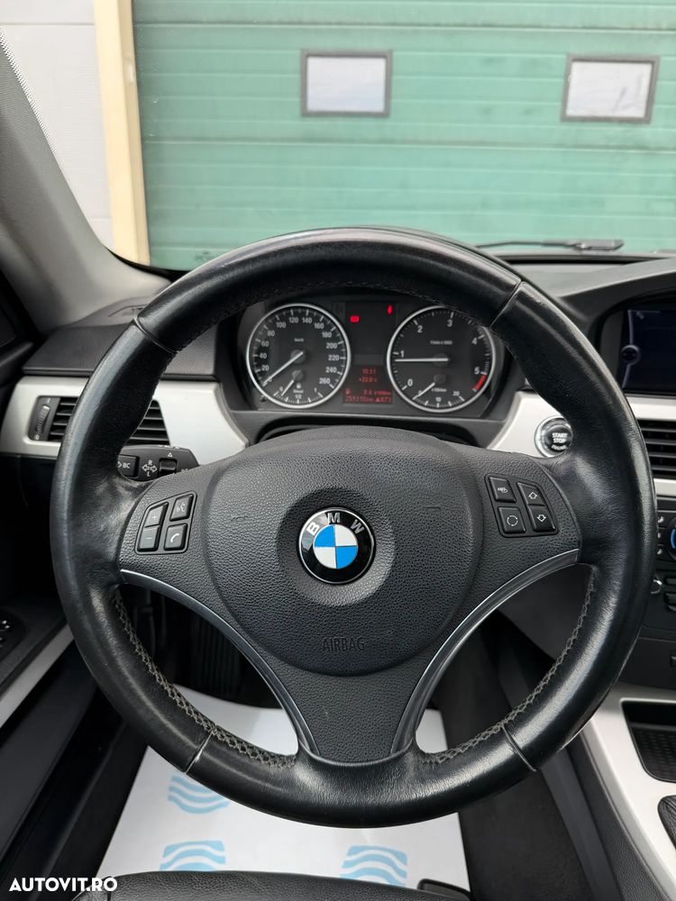 BMW Seria 3 320d Edition Exclusive - 14