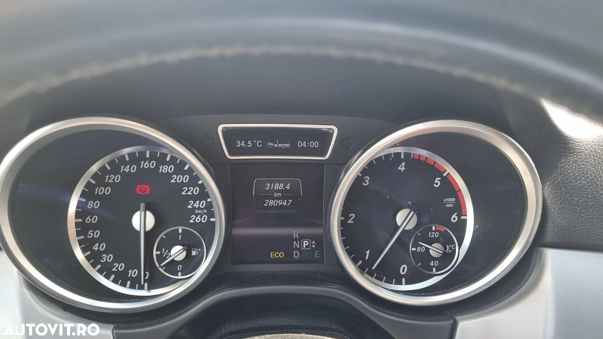 Mercedes-Benz ML 250 BlueTec 4MATIC Aut - 12