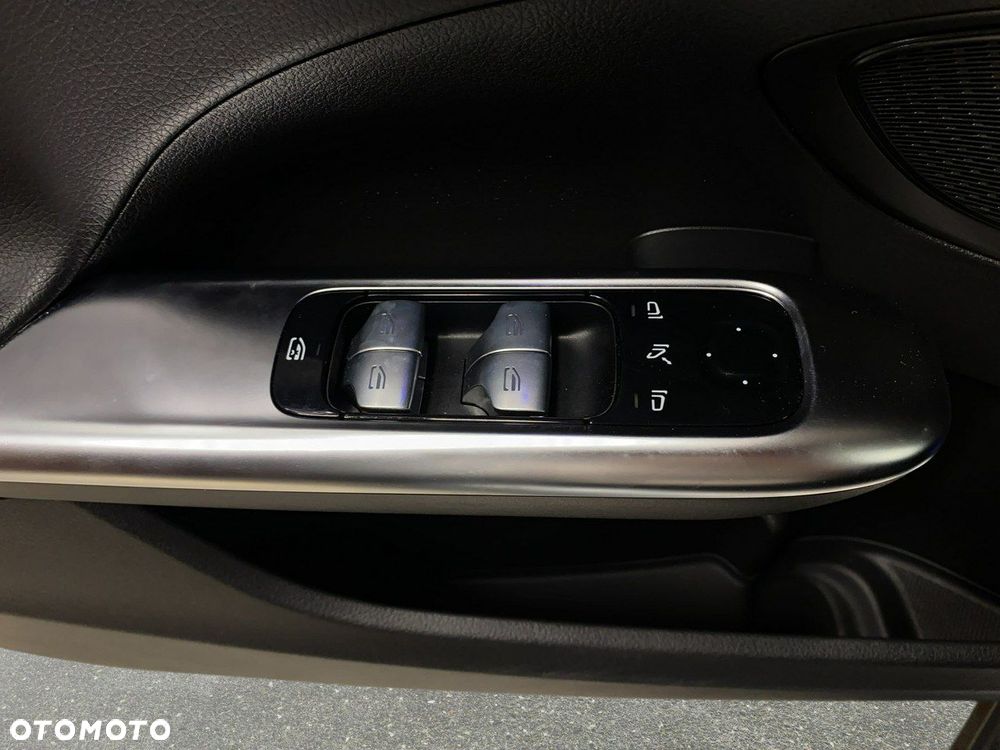 Mercedes-Benz Klasa C - 37