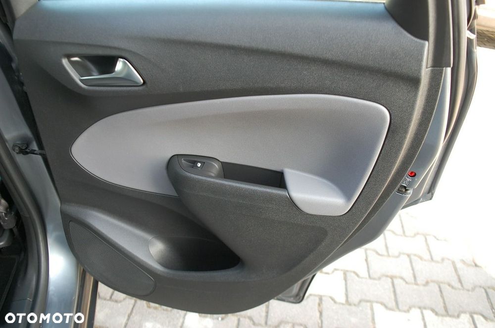 Opel Crossland X - 32