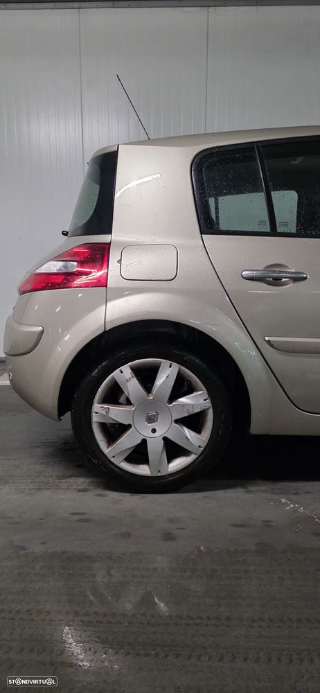 Renault Mégane 1.5 dCi Dynamique Luxe - 39