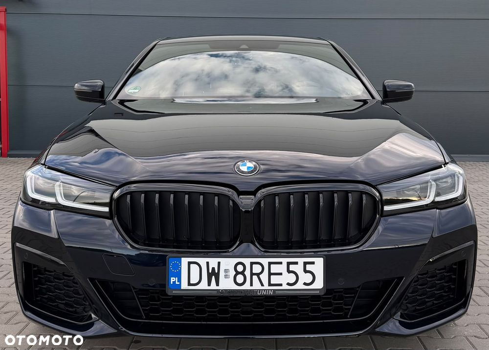 BMW Seria 5 520d xDrive mHEV M Sport sport - 8